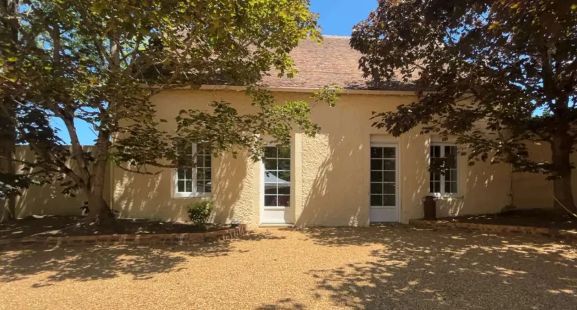 Le bâtiment du dortoir — Domaine Le Grand Chêne, réception en Sarthe